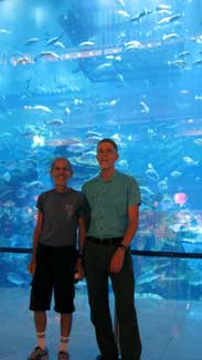 Dubai Aquarium Howie and Happy